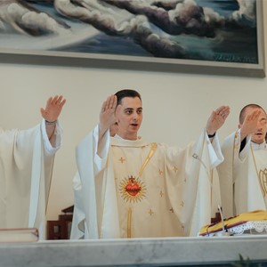 ​Proslavljena mlada misa Kristijana Kolonića u Župi Dobroga Pastira u Brestju